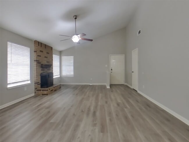 Photo - 14202 Clear Forest Dr