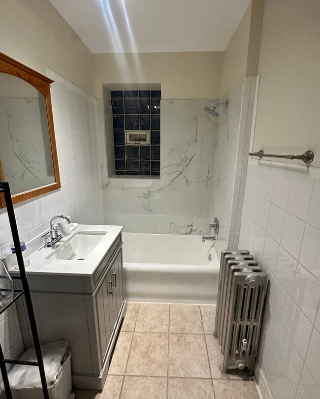 Photo - 2638 W Summerdale Ave