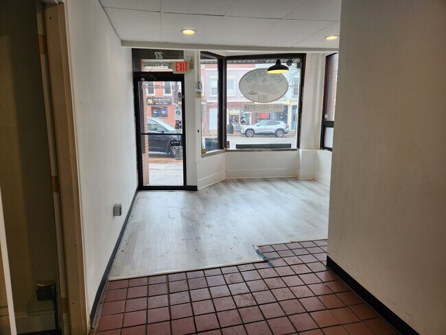 Photo - 27 Main St Unidad 27 Main Street