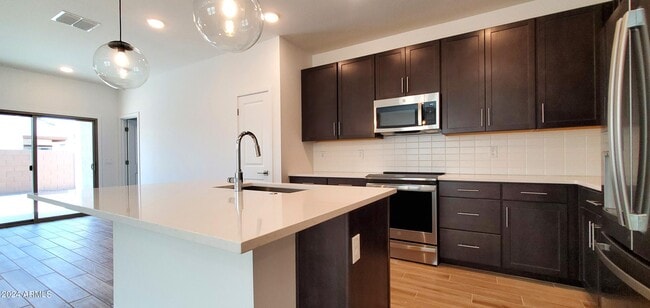 Photo - 7812 N 79th Dr