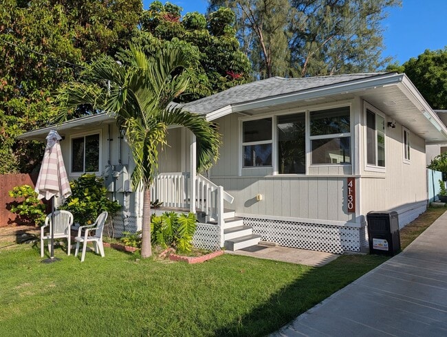 Building Photo - HINA30 Unit Front Cottage - Main
