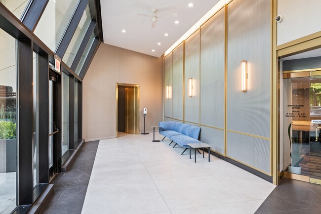 Photo - 345 W Fullerton Pkwy Unit 1706