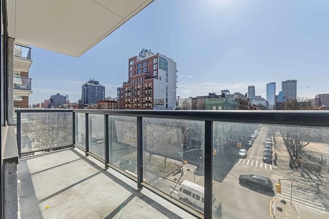 Photo - 250 E Houston St Unidad 11F