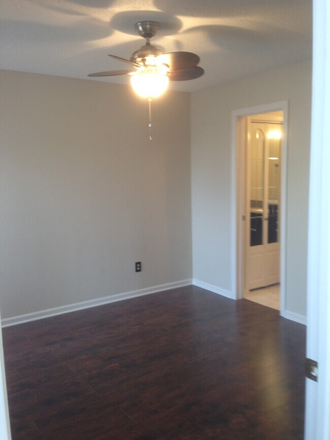 184 Carriage Crossing Ln Condo Unit 3rd Fl Condo for Rent in