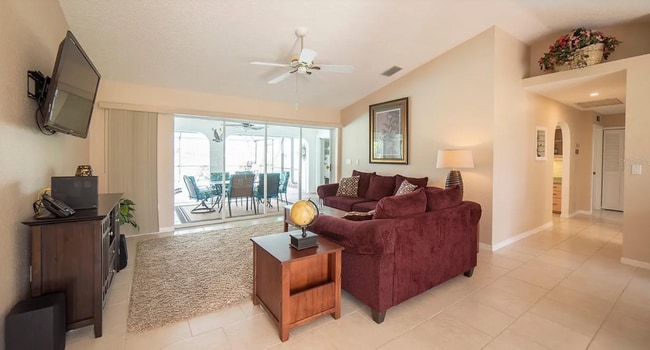 12 Broadmoor Rd