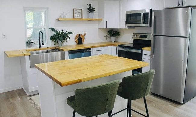 Photo - 275 Milling Rd