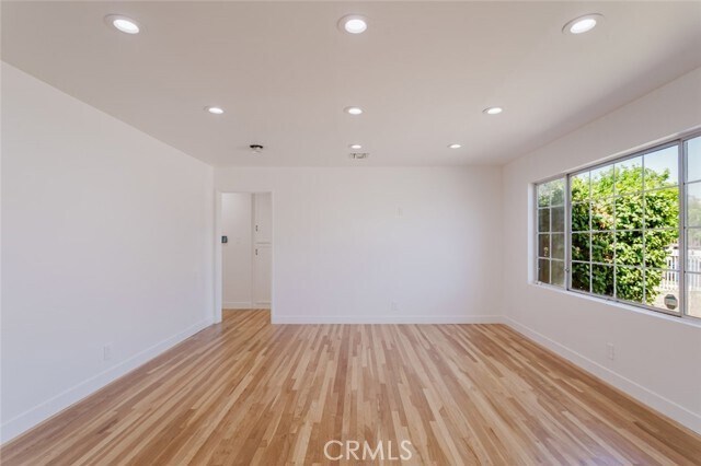 Photo - 7737 Cleon Ave
