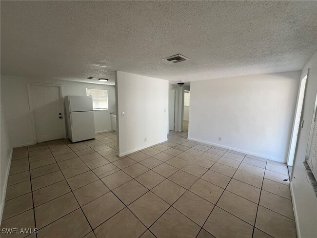 Photo - 286 Lowell Ave
