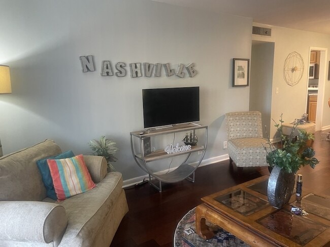 Photo - 555 N Dupont Ave Unit 94