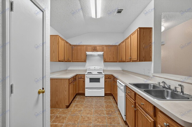 Photo - 10340 Blackjack Oaks Dr