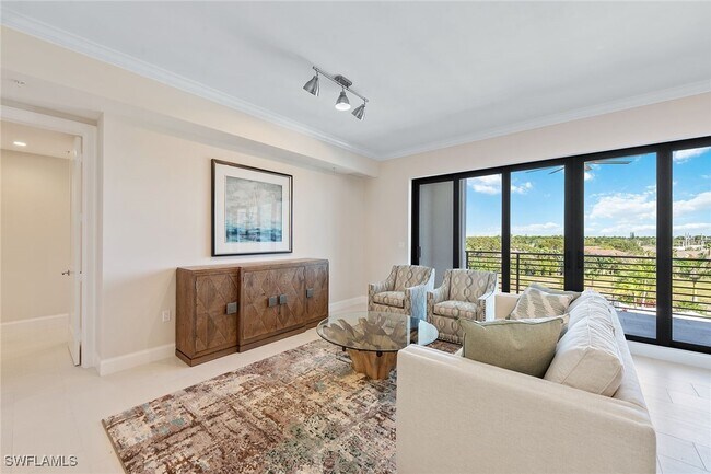 Photo - 1111 Central Ave Unidad 506