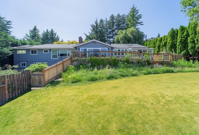 Photo - 4-Bedroom Luxury Home for Rent by Portland Golf Club