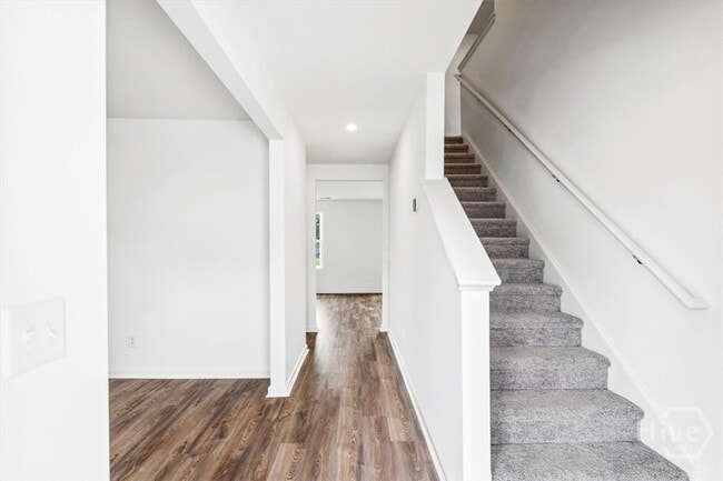 Photo - 217 Foster St