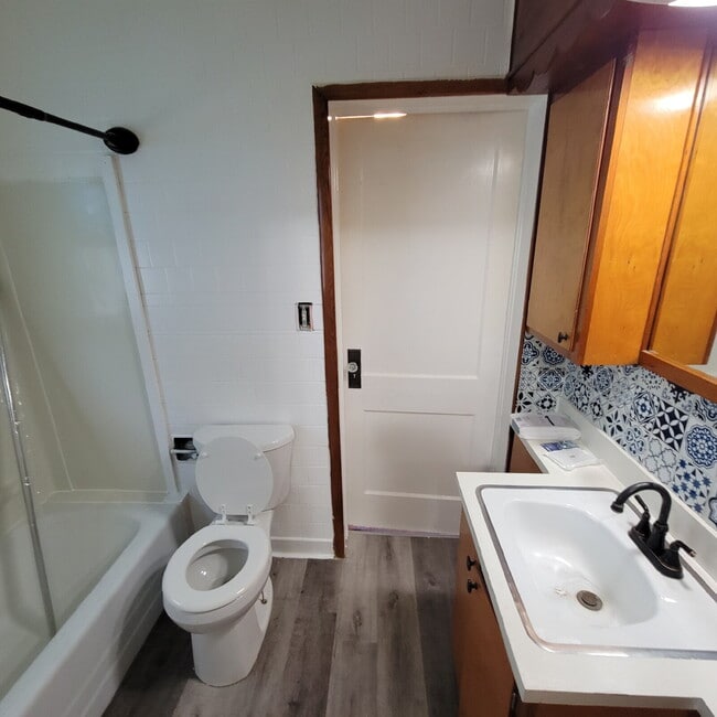Photo - Spacious 2 Bedroom with detached 2 car garage