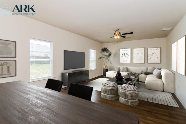 Photo - 156 Innis Brk Cir