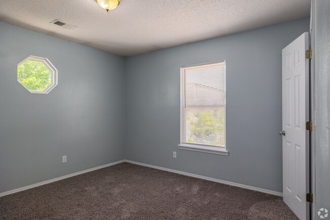 Photo - Pointe at Waynesville