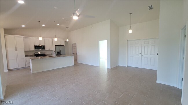 Photo - 4016 NE 12th Ct