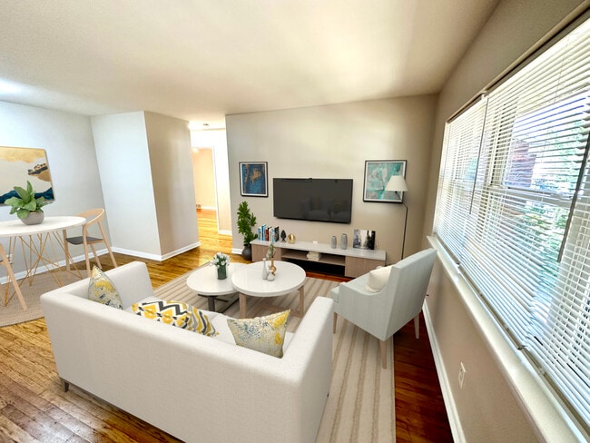 Photo - Crescent Hill Quads