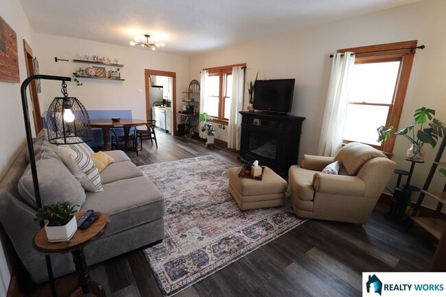 Photo - Furnished 2 Bed House | Utilities Included | 12-Month Lease