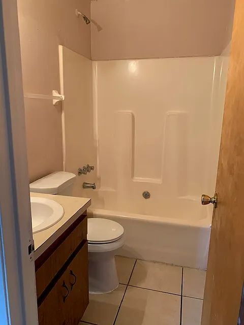 Photo - "Charming 2-Bed Oasis with 2.5 Baths in Prime FL Locale – Perfect Comfort Awaits!"