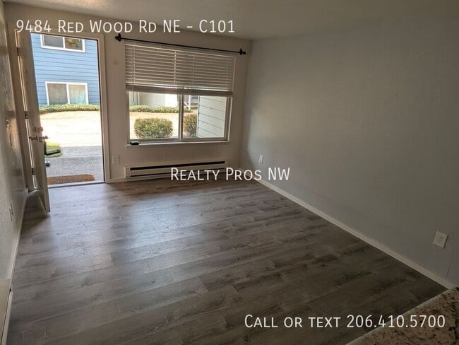 Photo - 9484 Red-Wood Rd NE