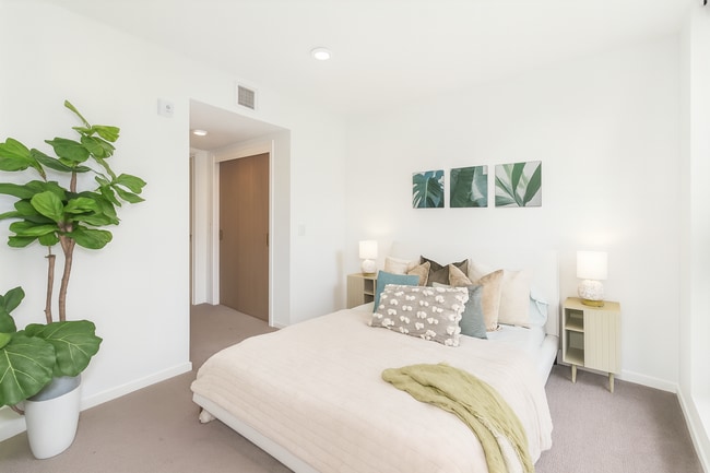 Photo - 230 7th St Unidad 401