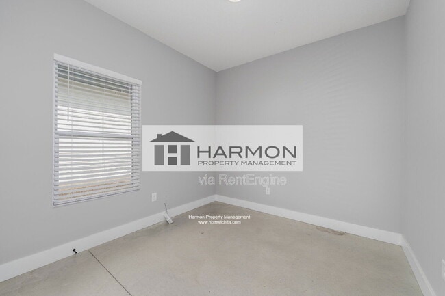 Photo - 2168 S Thatcher Ct