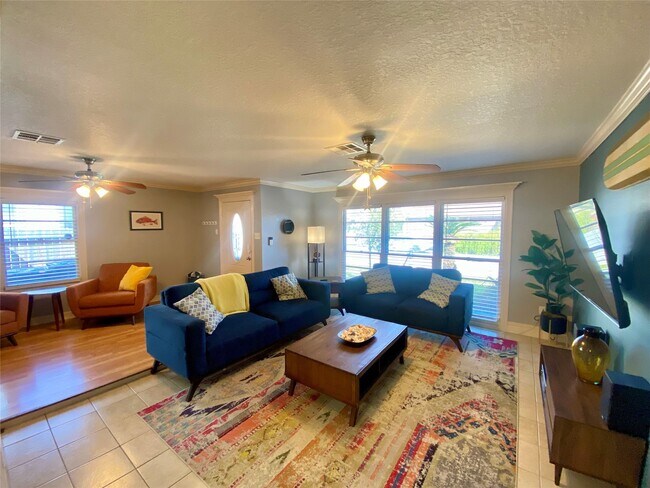 Photo - 1311 Milam Dr