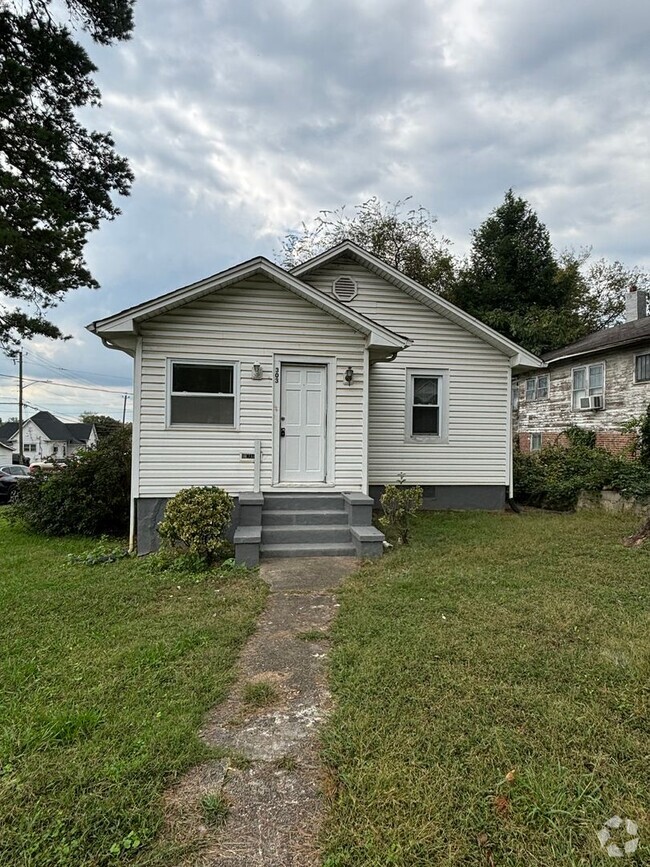 Building Photo - 303 Kirkwood St Rental