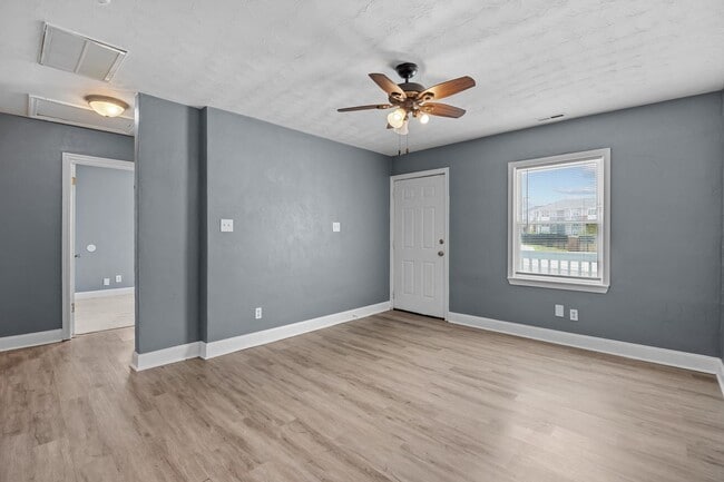 Photo - 2321 Columbus Ave