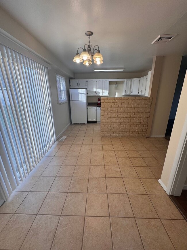 Photo - 3504 Oakview Dr