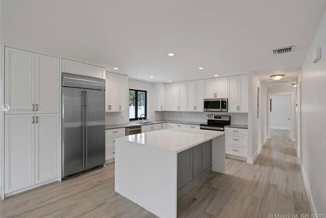 Photo - 2539 Wabash Dr