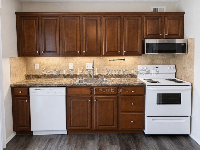 Photo - 21 Pretoria Dr Unit Apartment D