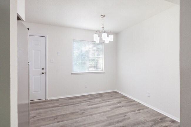 641 Powder Springs St Unit 9