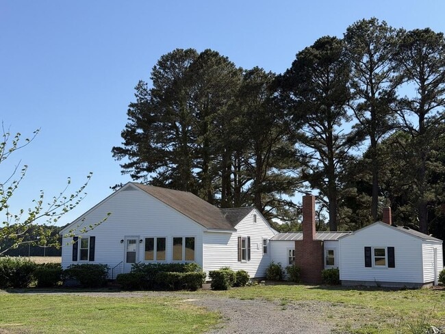 Building Photo - 16424 Savage Neck Rd