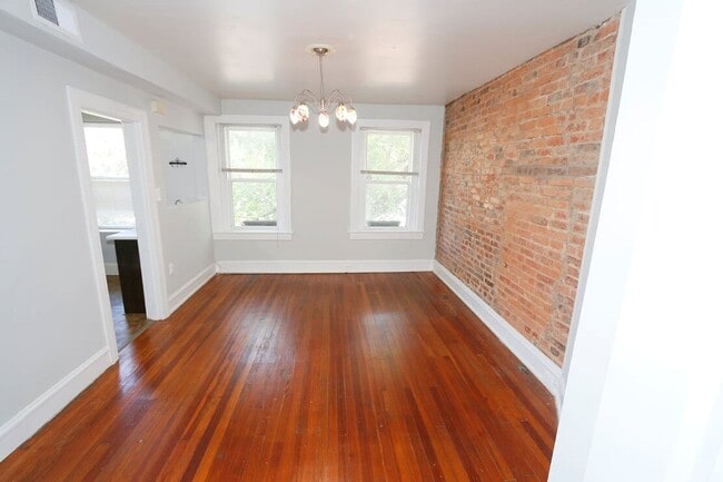 Building Photo - 756 Rock Creek Church Rd NW Unit #2