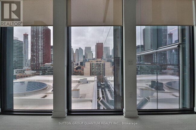 Photo - 284 King St E Unité 1405