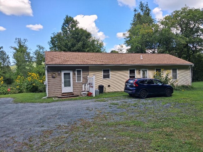 Photo - 75 Spencer St