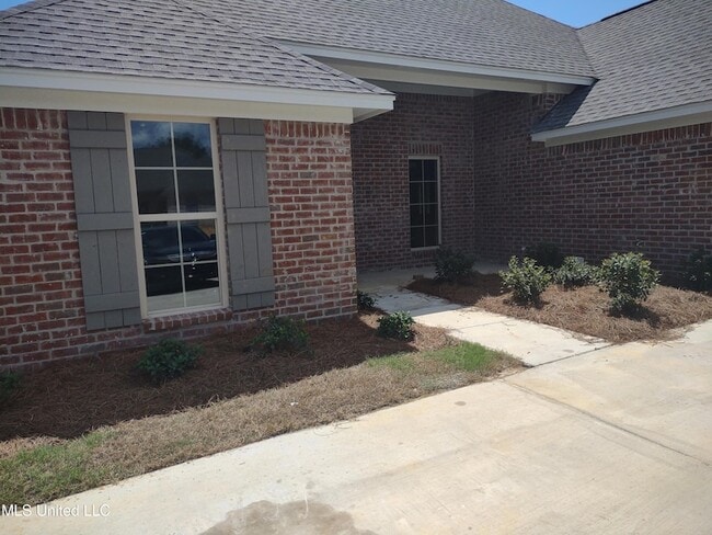 Photo - 599 Westfield Dr