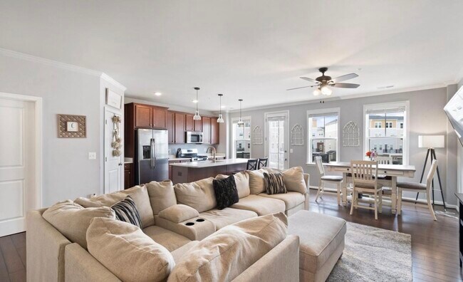 Photo - 24678 Cable Mill Ter Unidad No name