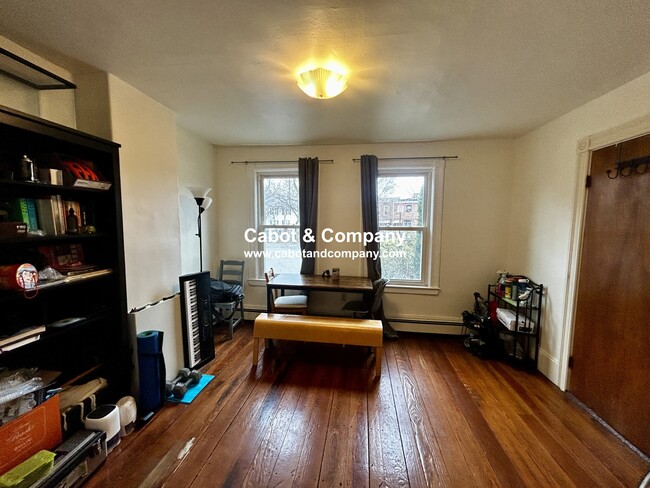 Photo - 8 Mead St Apartments Unit 1A