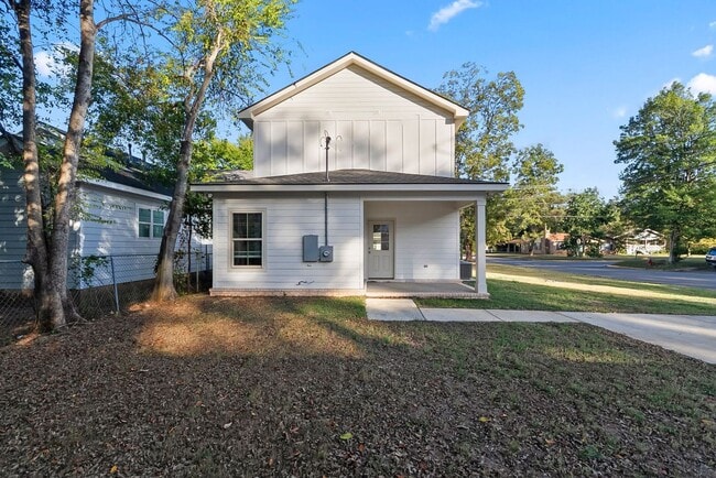 Photo - New Construction 3 Bed/3.5 Bath Available ...