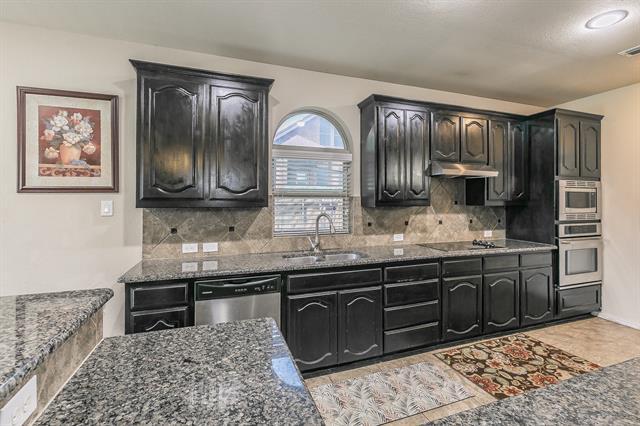 Photo - 210 Warbler Dr