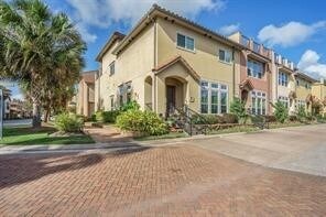 Photo - 28 W Oaks Dr