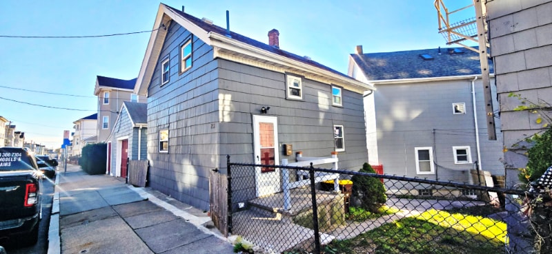 Photo - 23 Pitman St