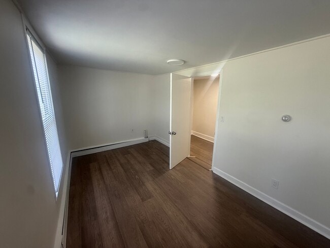 Photo - 557 Main St Unit 6