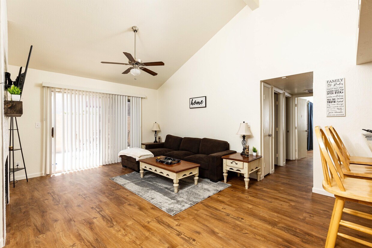 Photo - 1111 W Summit Pl (Chandler, AZ)