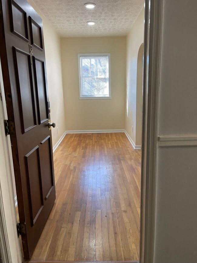 Building Photo - 1096 Piedmont Ave NE Unit #12 Rental