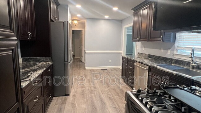Photo - 8112 Stillbreeze Dr