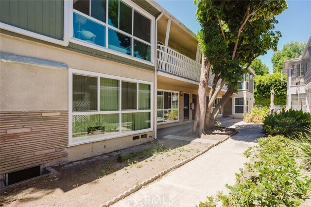 4503 Fulton Ave Unidad B